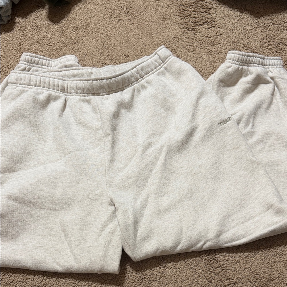 Aritzia TNA SweatFleece Mega Fit